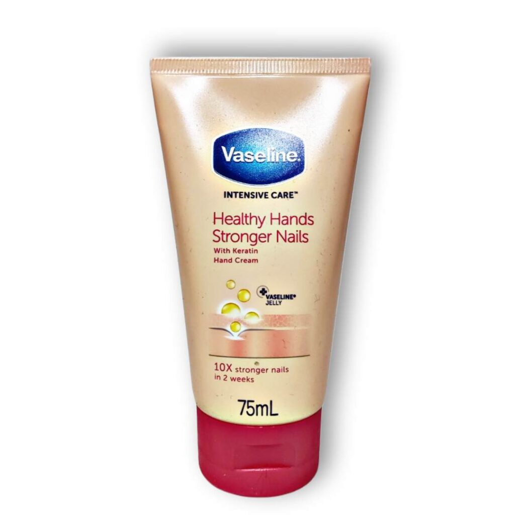 کرم دست و ناخن وازلین